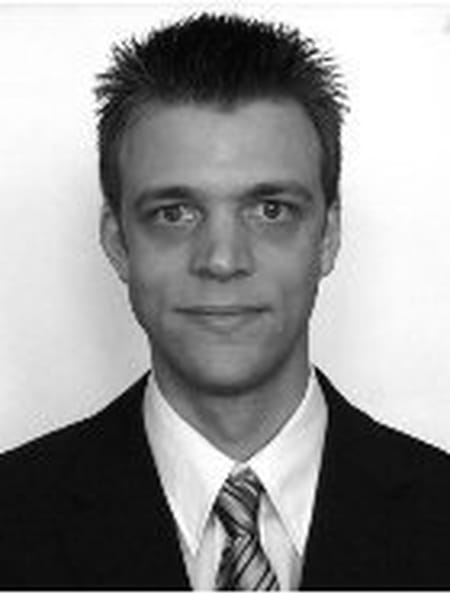 Nicolas ROMANET EDF CIPN Paris Viadeo